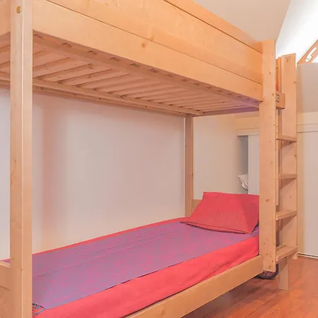 2 Pieces Avec Terrasse, Piscine Et Parking - 6 Personnes, Pres De Saint-lary-soulan - Fr-1-504-131 * Vignec