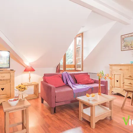 2 Pieces Avec Terrasse, Piscine Et Parking - 6 Personnes, Pres De Saint-lary-soulan - Fr-1-504-131 Apartment
